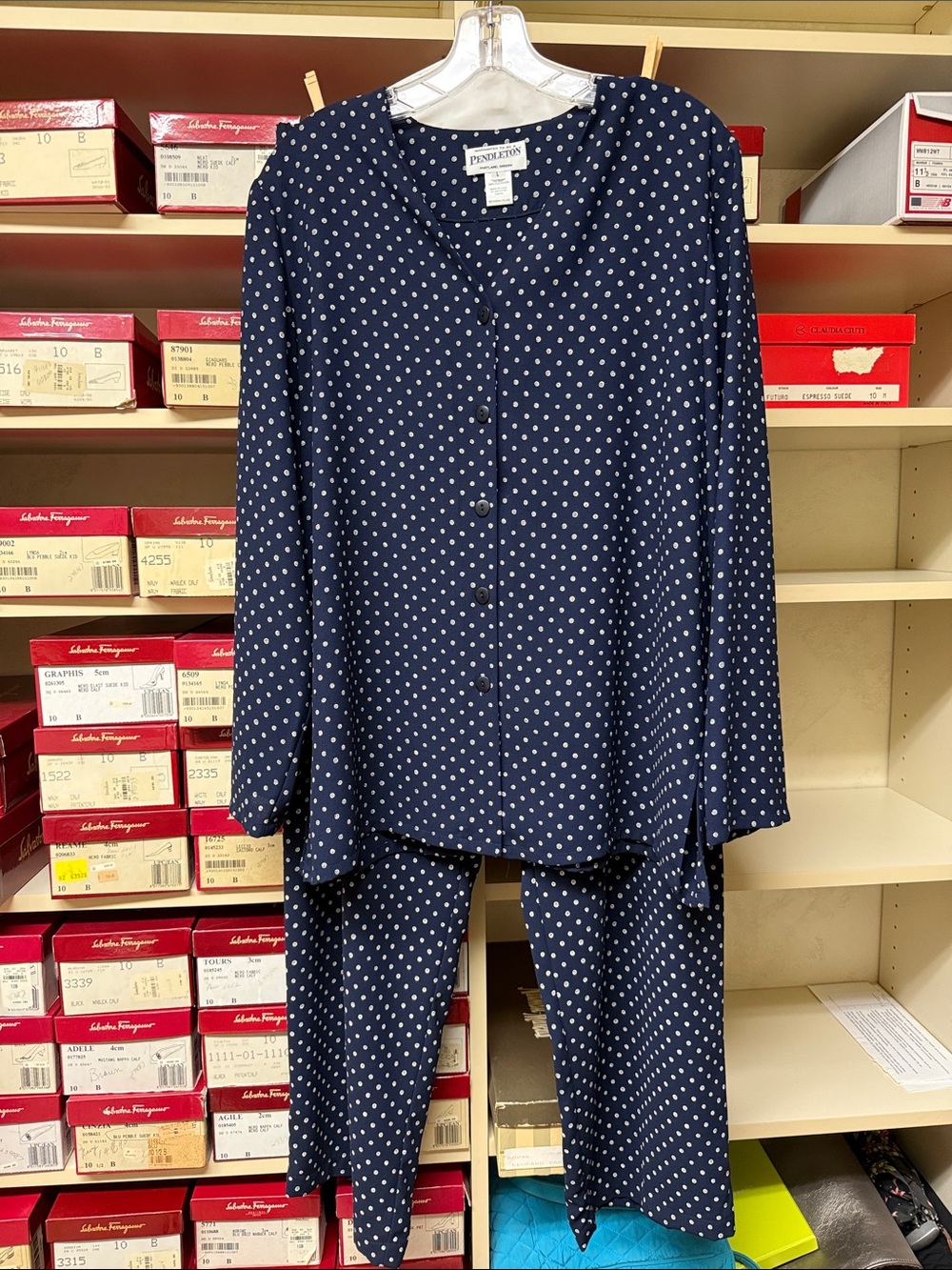 Pendleton Navy and White patterned matching Set